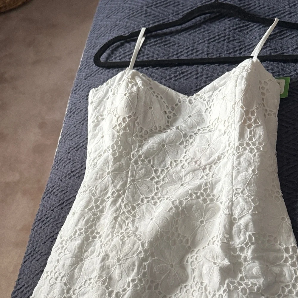 Lilly Pulitzer Ivory Floral Lace Intimate - Picture 10 of 10